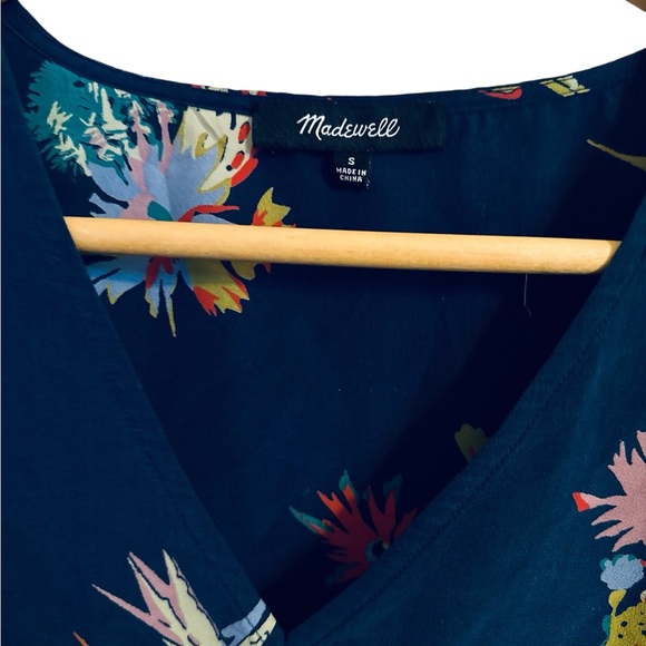 Madewell 100% Silk Tropical Floral Tie-Front Blouse Size Small - Picture 6 of 8